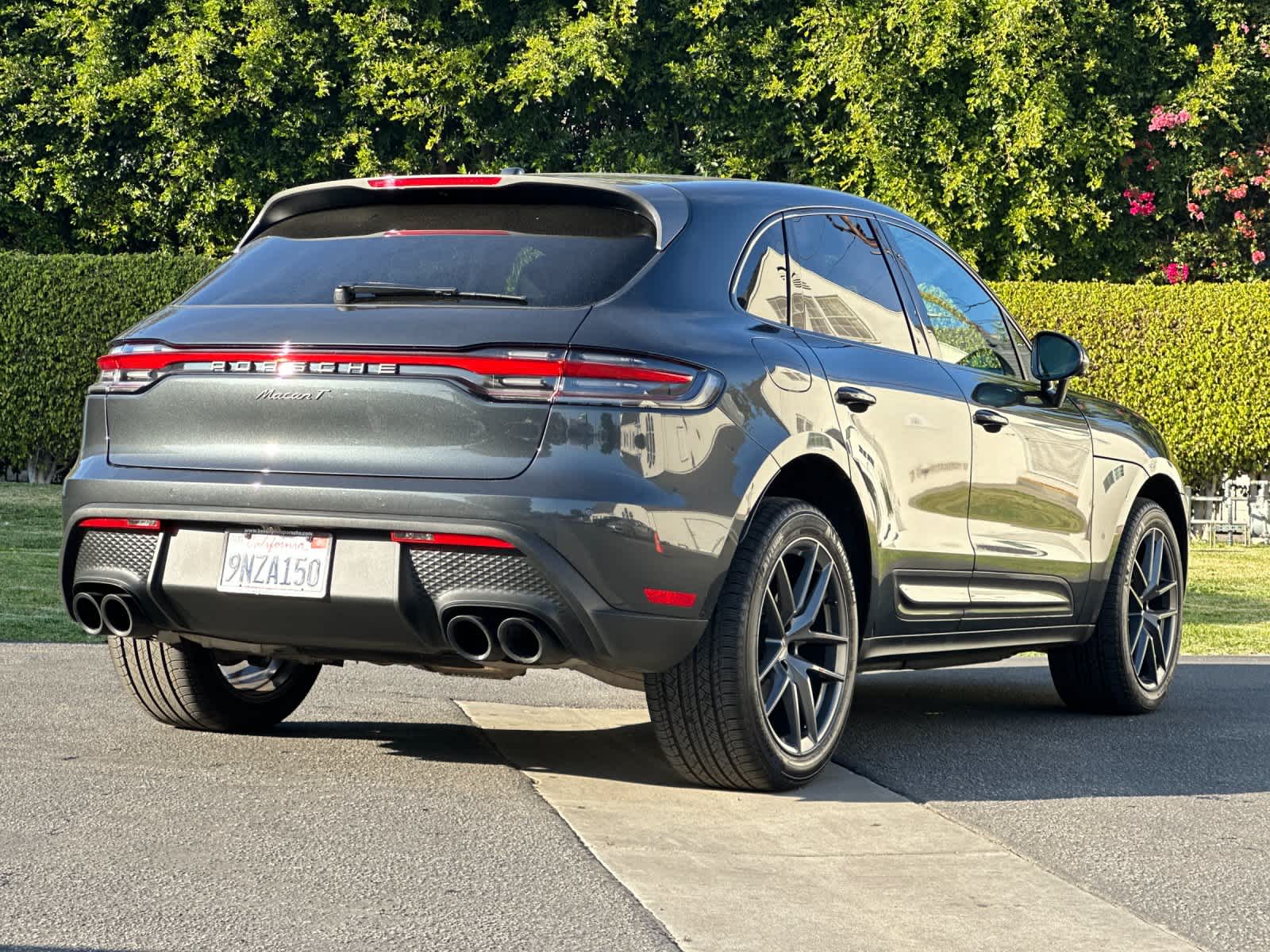Thumbnail: 2025 Porsche Macan - 8