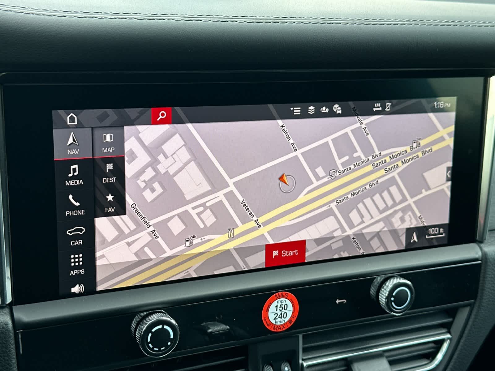 Thumbnail: 2026 Porsche Macan - 22