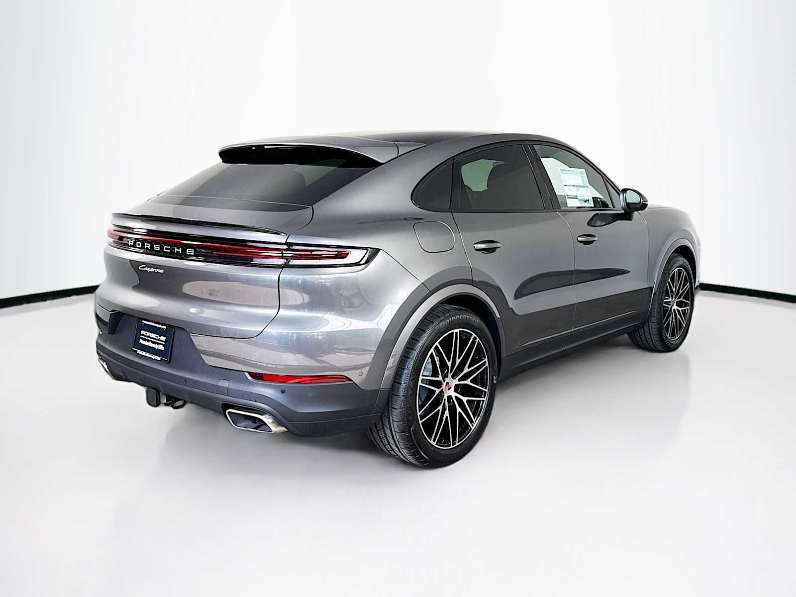 Thumbnail: 2025 Porsche Cayenne - 9
