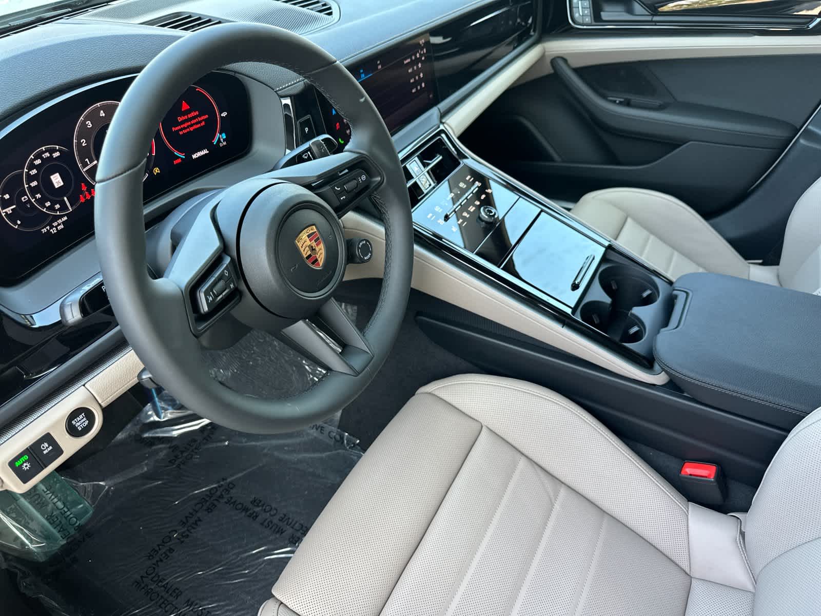 Thumbnail: 2026 Porsche Panamera - 4