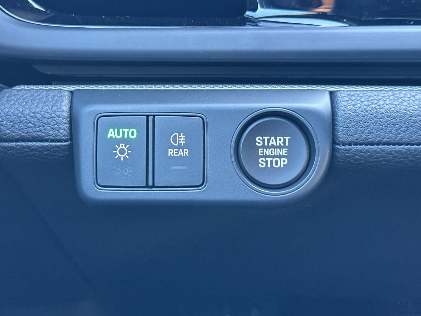 Thumbnail: 2026 Porsche Panamera - 31