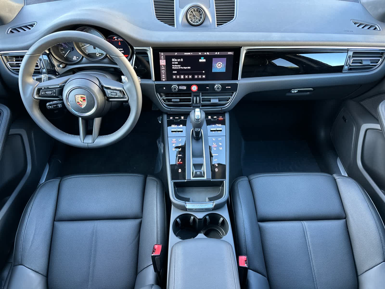 Thumbnail: 2025 Porsche Macan - 6