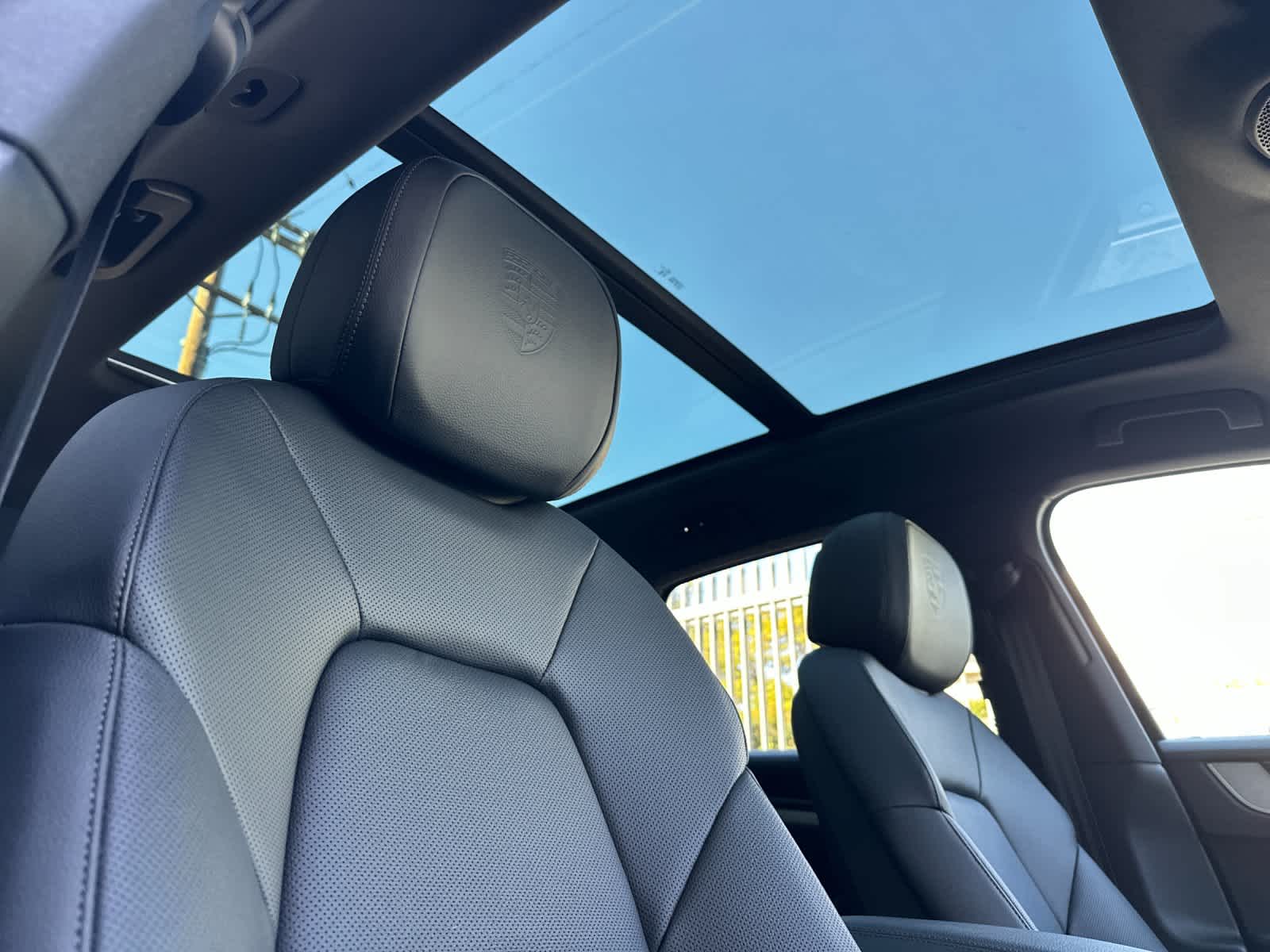 Thumbnail: 2026 Porsche Cayenne - 18