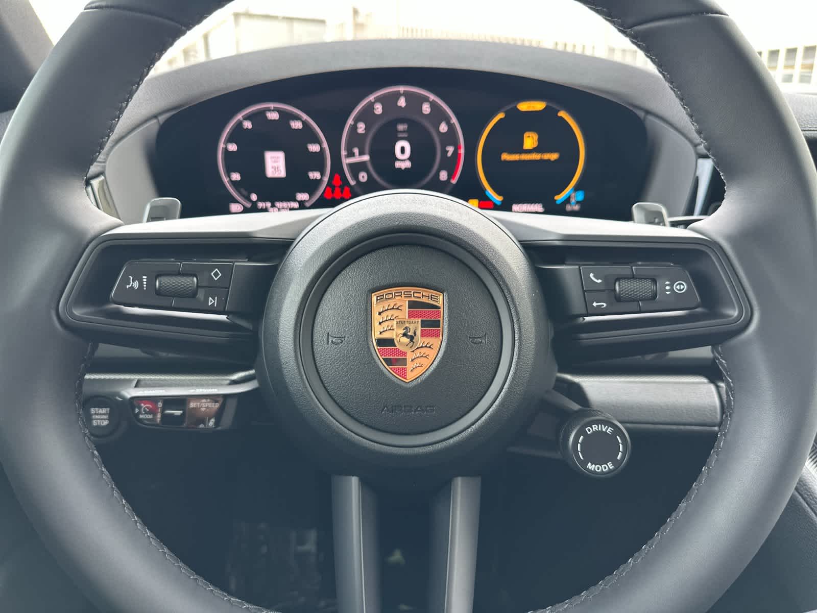 Thumbnail: 2026 Porsche Panamera - 26
