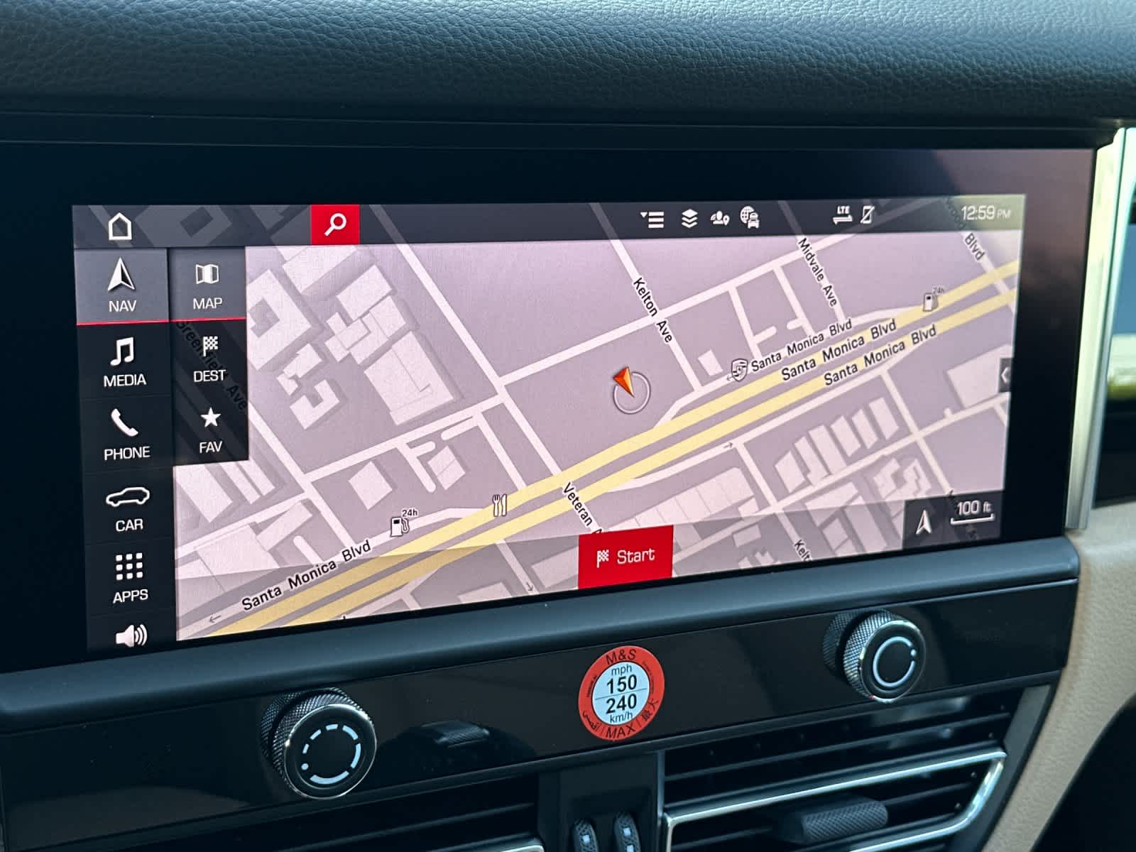 Thumbnail: 2026 Porsche Macan - 21