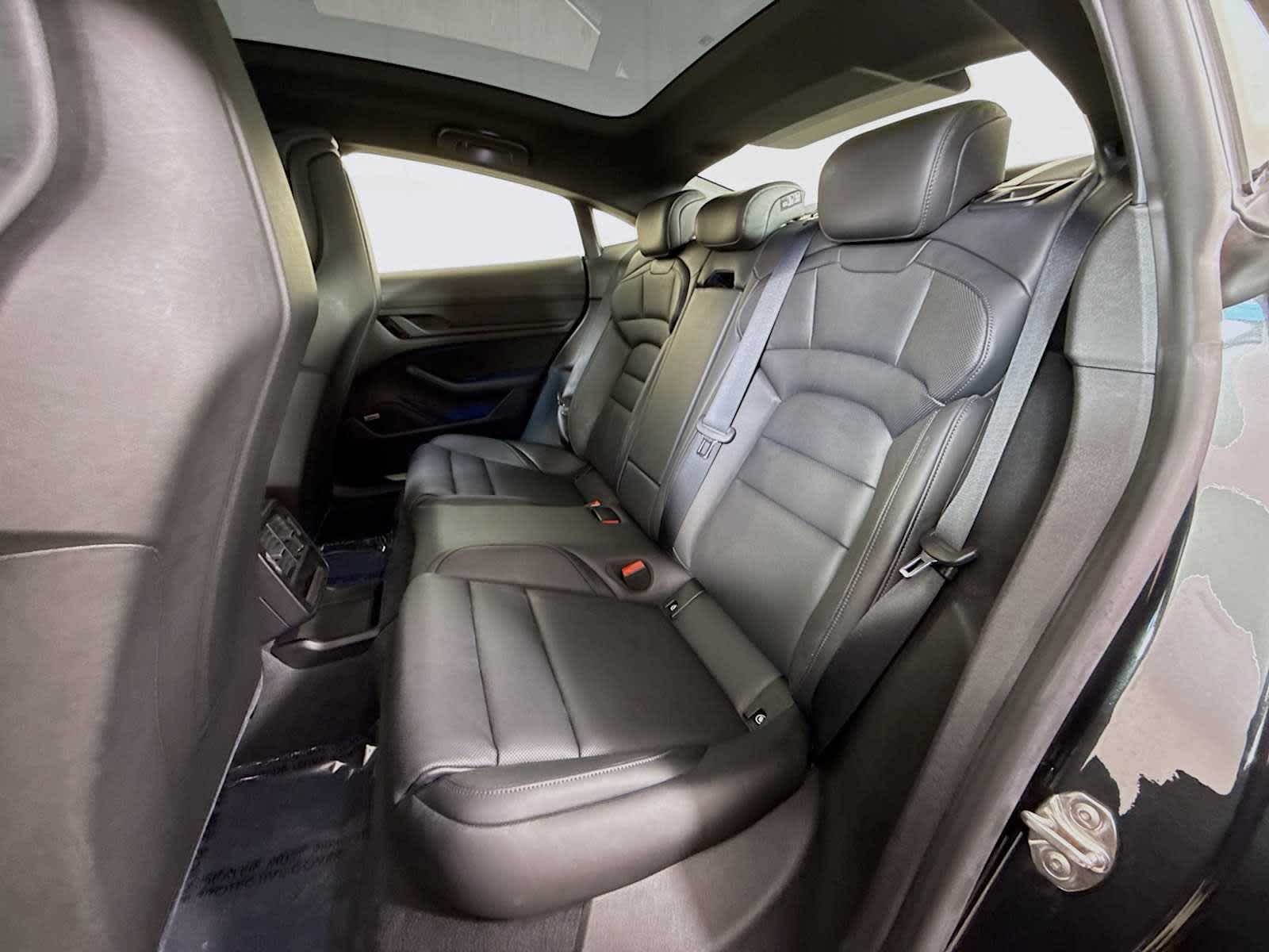 Thumbnail: 2020 Porsche Taycan - 17