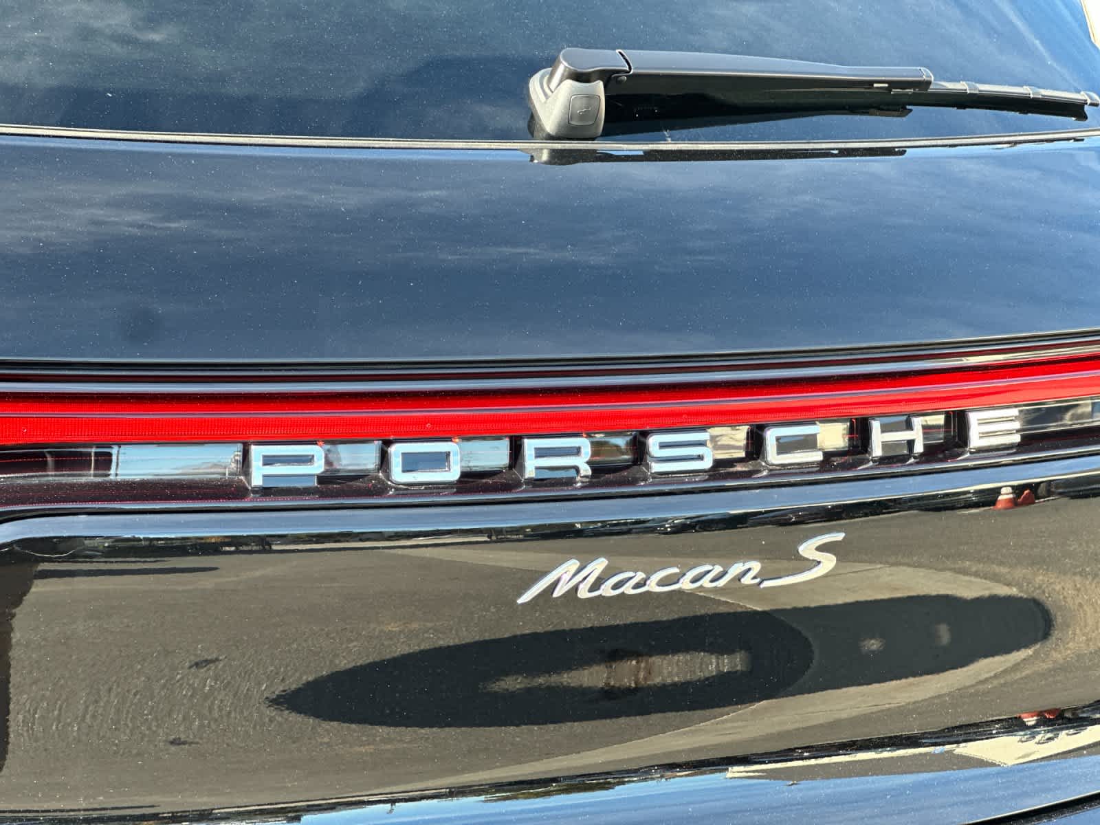 Thumbnail: 2026 Porsche Macan - 33