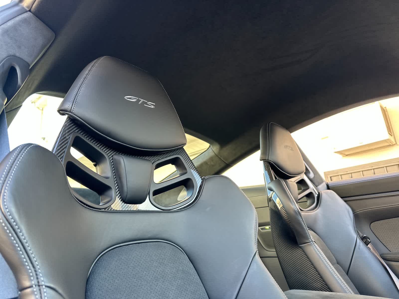 Thumbnail: 2025 Porsche 911 - 15