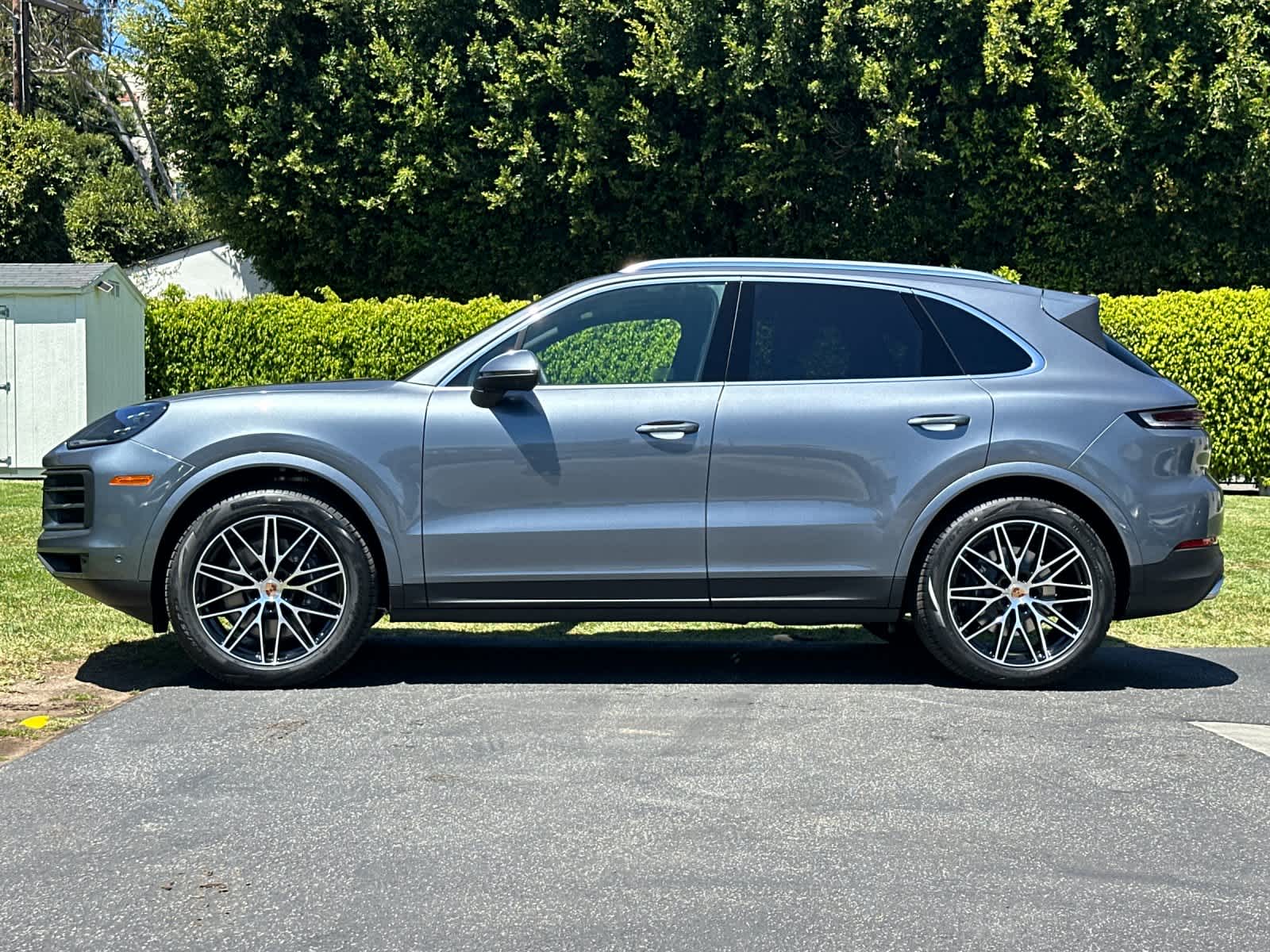Thumbnail: 2026 Porsche Cayenne - 2