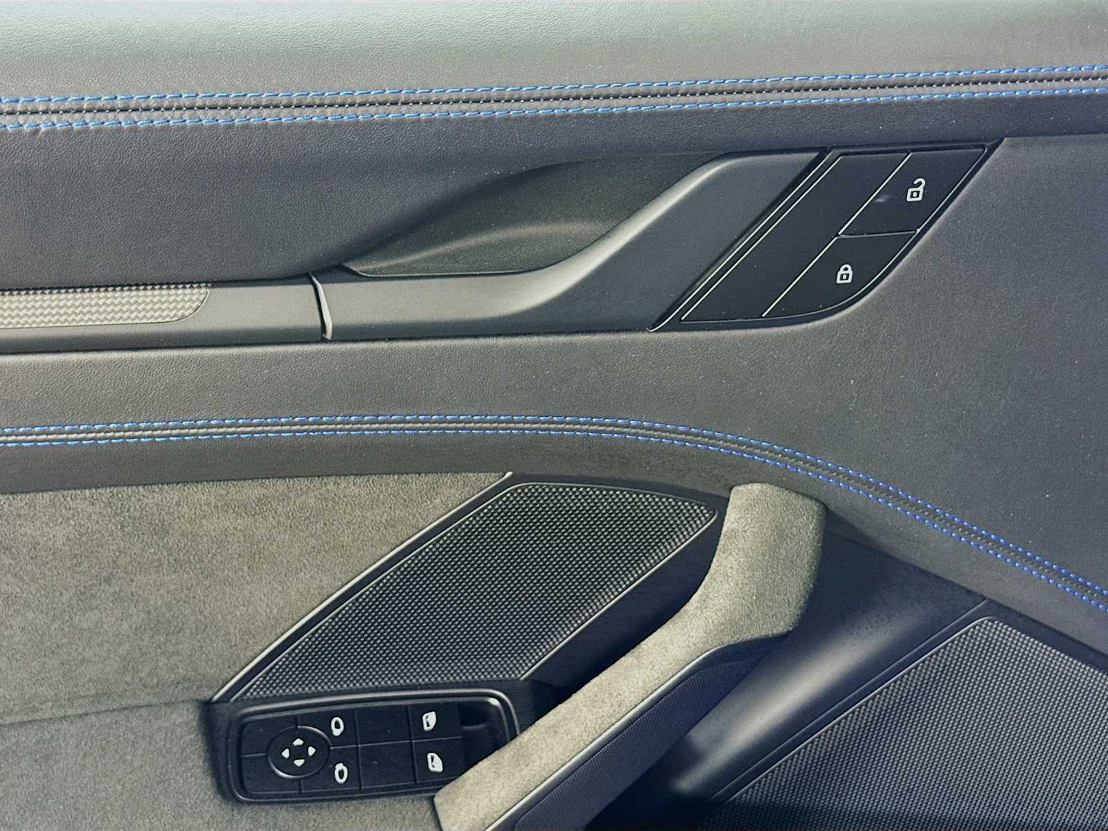 Thumbnail: 2022 Porsche 911 - 15