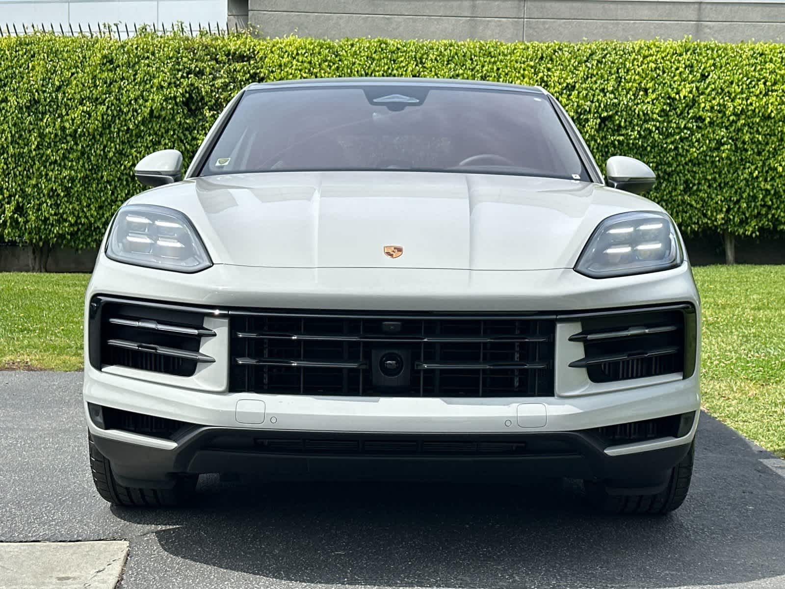 Thumbnail: 2026 Porsche Cayenne - 11