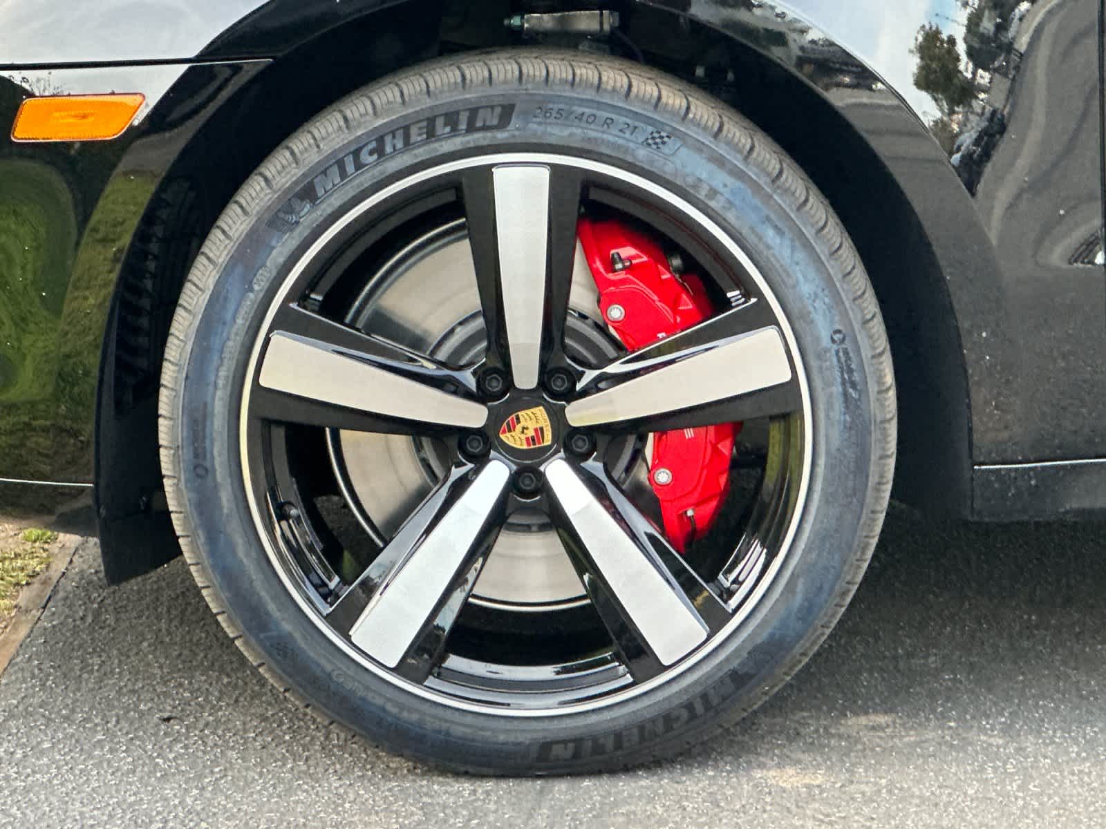 Thumbnail: 2026 Porsche Macan - 32