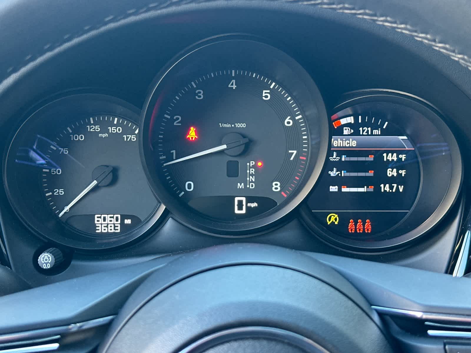 Thumbnail: 2025 Porsche Macan - 29