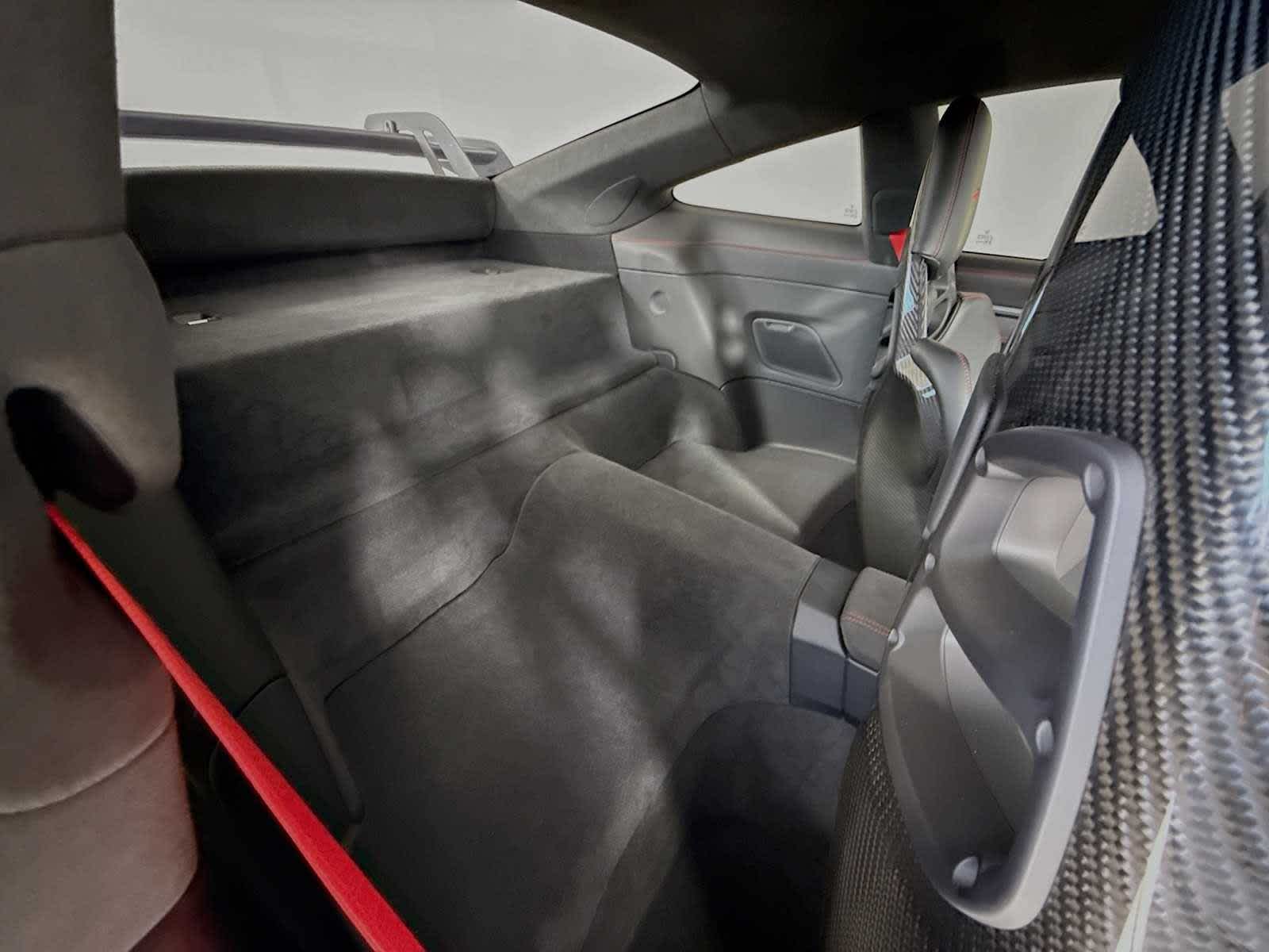 Thumbnail: 2022 Porsche 911 - 20