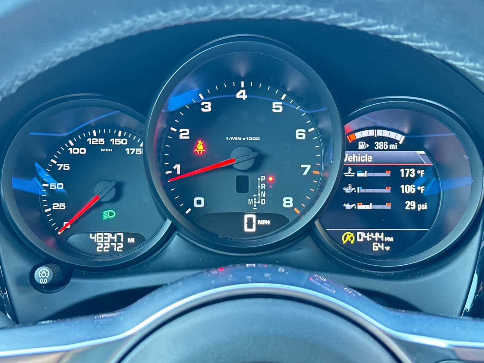 Thumbnail: 2018 Porsche Macan - 29