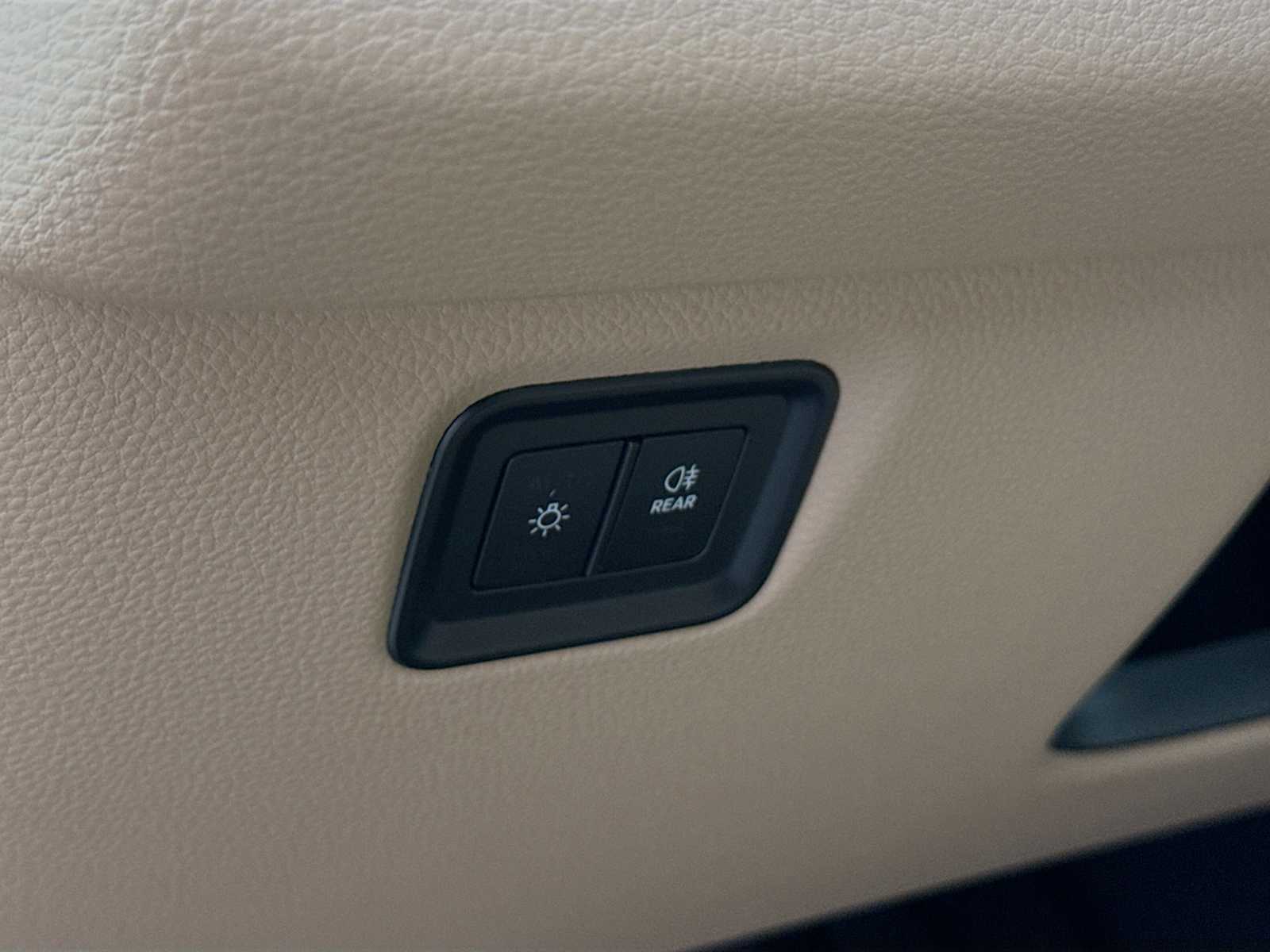 Thumbnail: 2026 Porsche Cayenne - 11