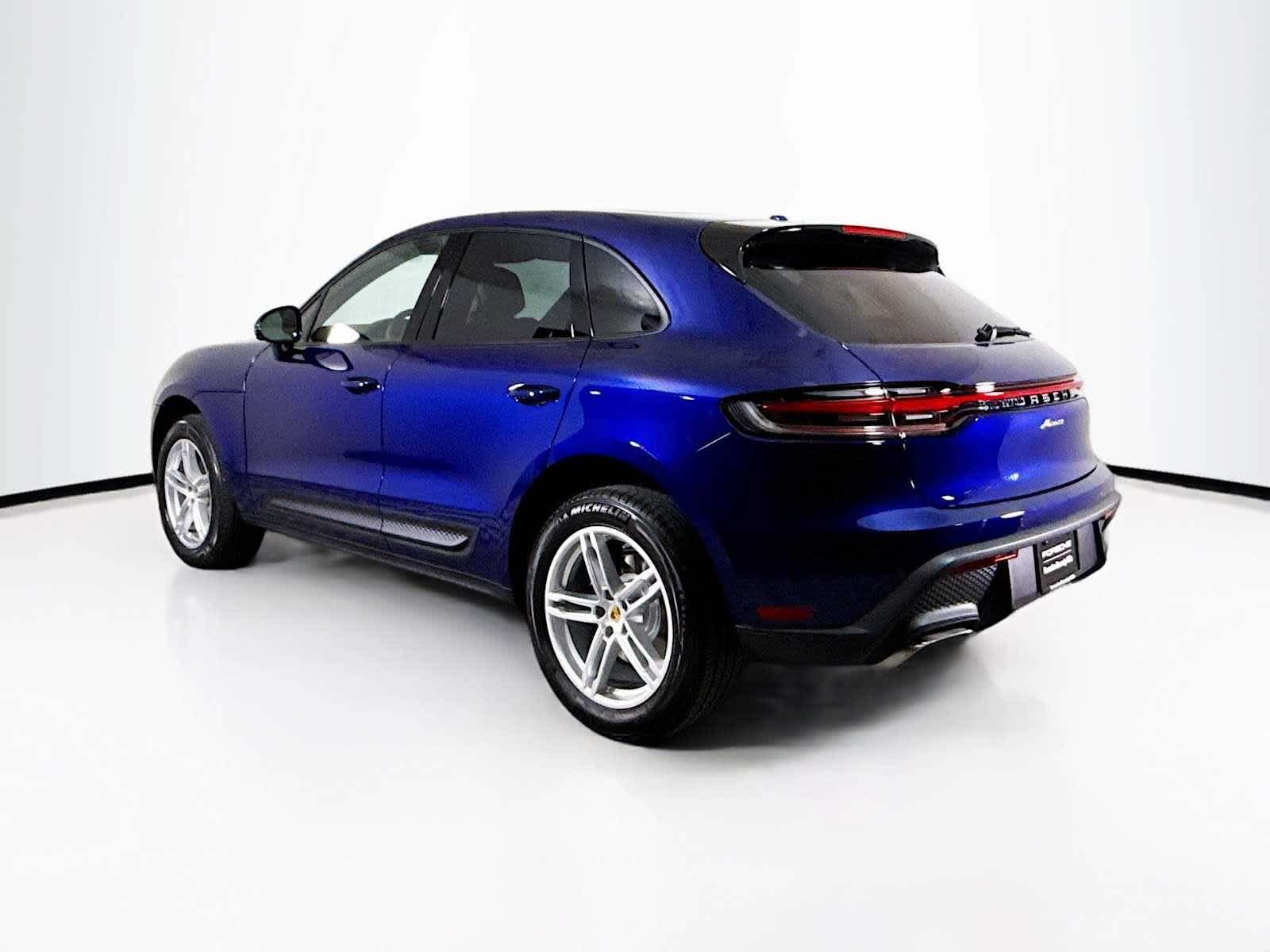 Thumbnail: 2025 Porsche Macan - 3