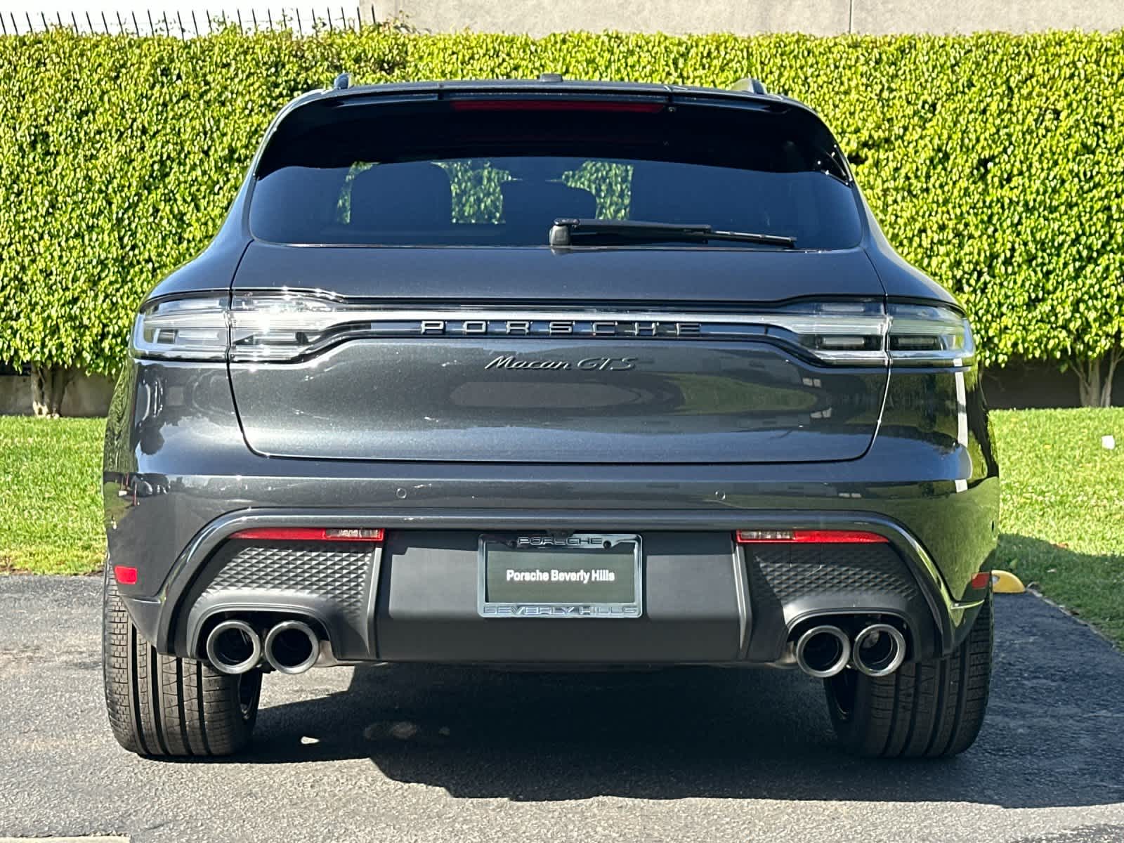 Thumbnail: 2026 Porsche Macan - 7