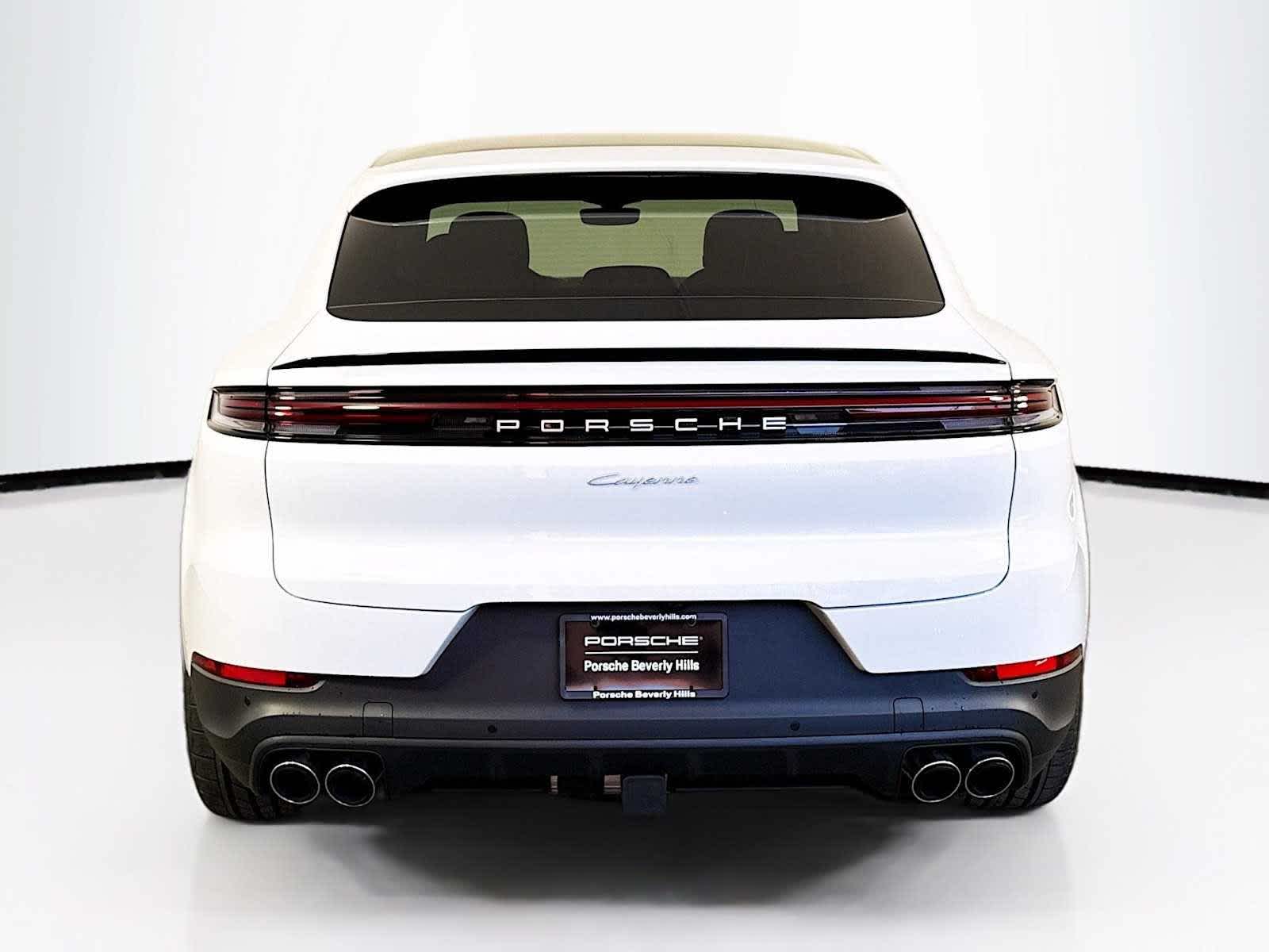 Thumbnail: 2025 Porsche Cayenne - 10