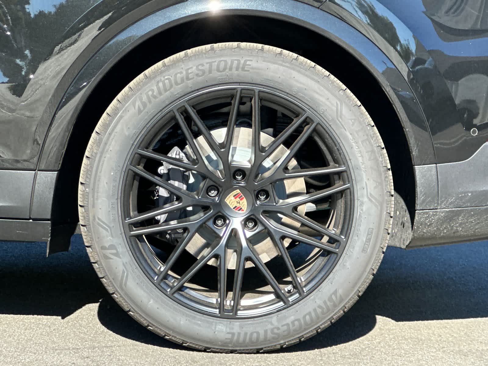 Thumbnail: 2026 Porsche Cayenne - 32