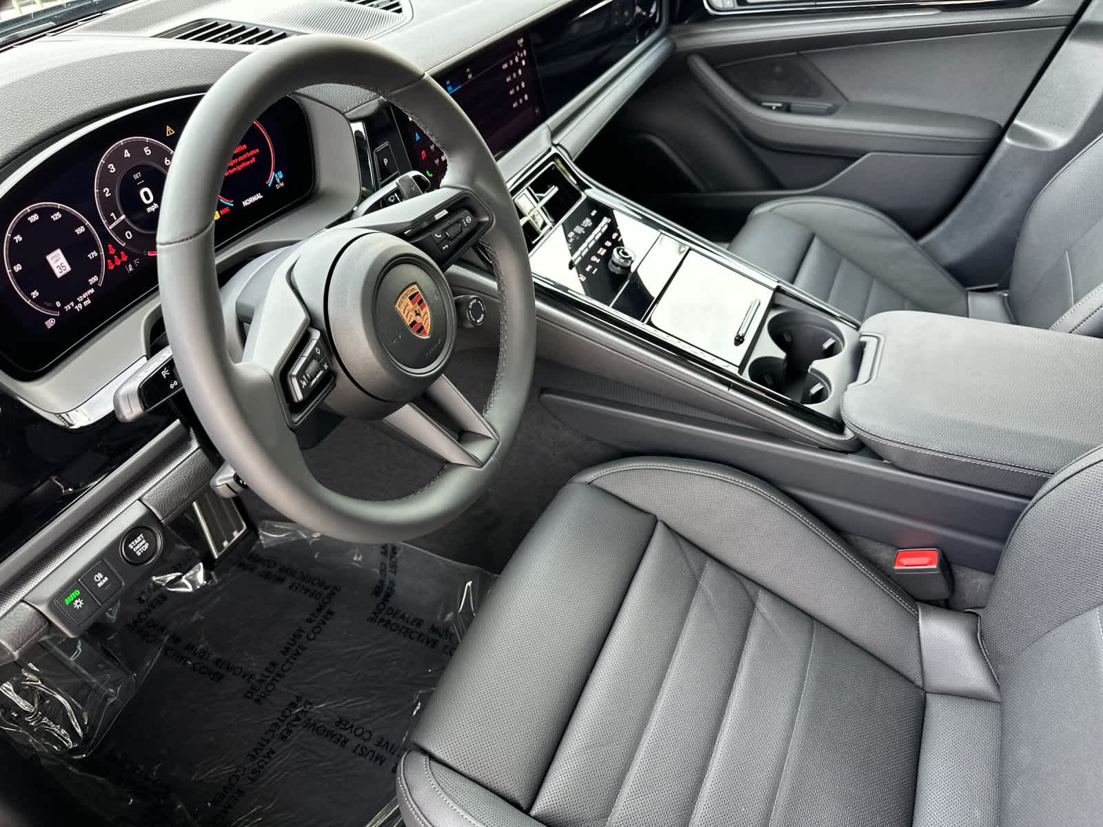 Thumbnail: 2026 Porsche Panamera - 4