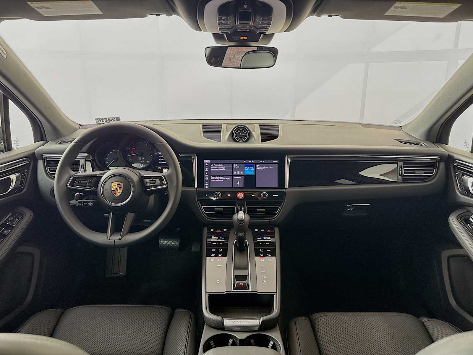 Thumbnail: 2026 Porsche Macan - 27