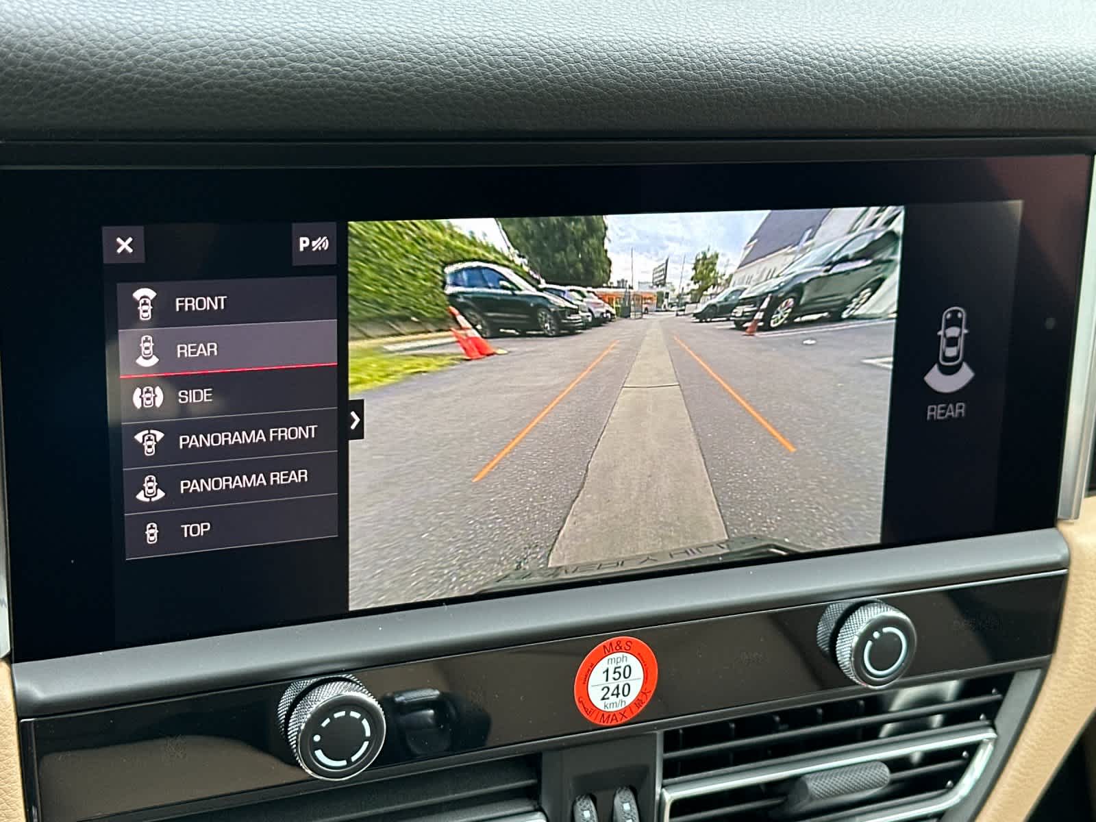 Thumbnail: 2026 Porsche Macan - 22