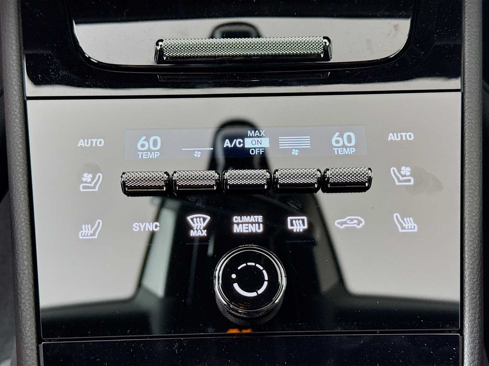 Thumbnail: 2026 Porsche Cayenne - 13