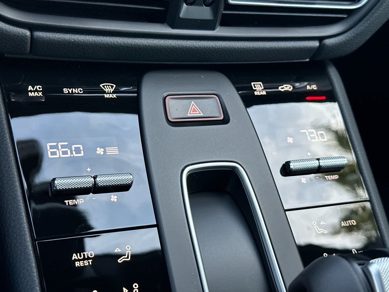 Thumbnail: 2026 Porsche Macan - 24