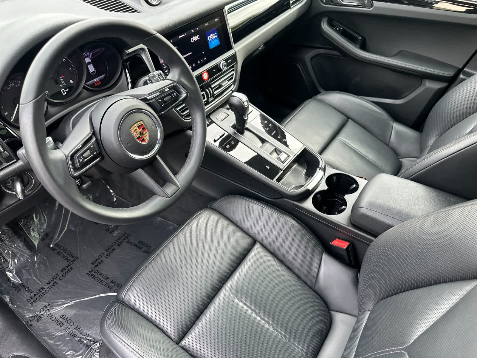 Thumbnail: 2025 Porsche Macan - 4