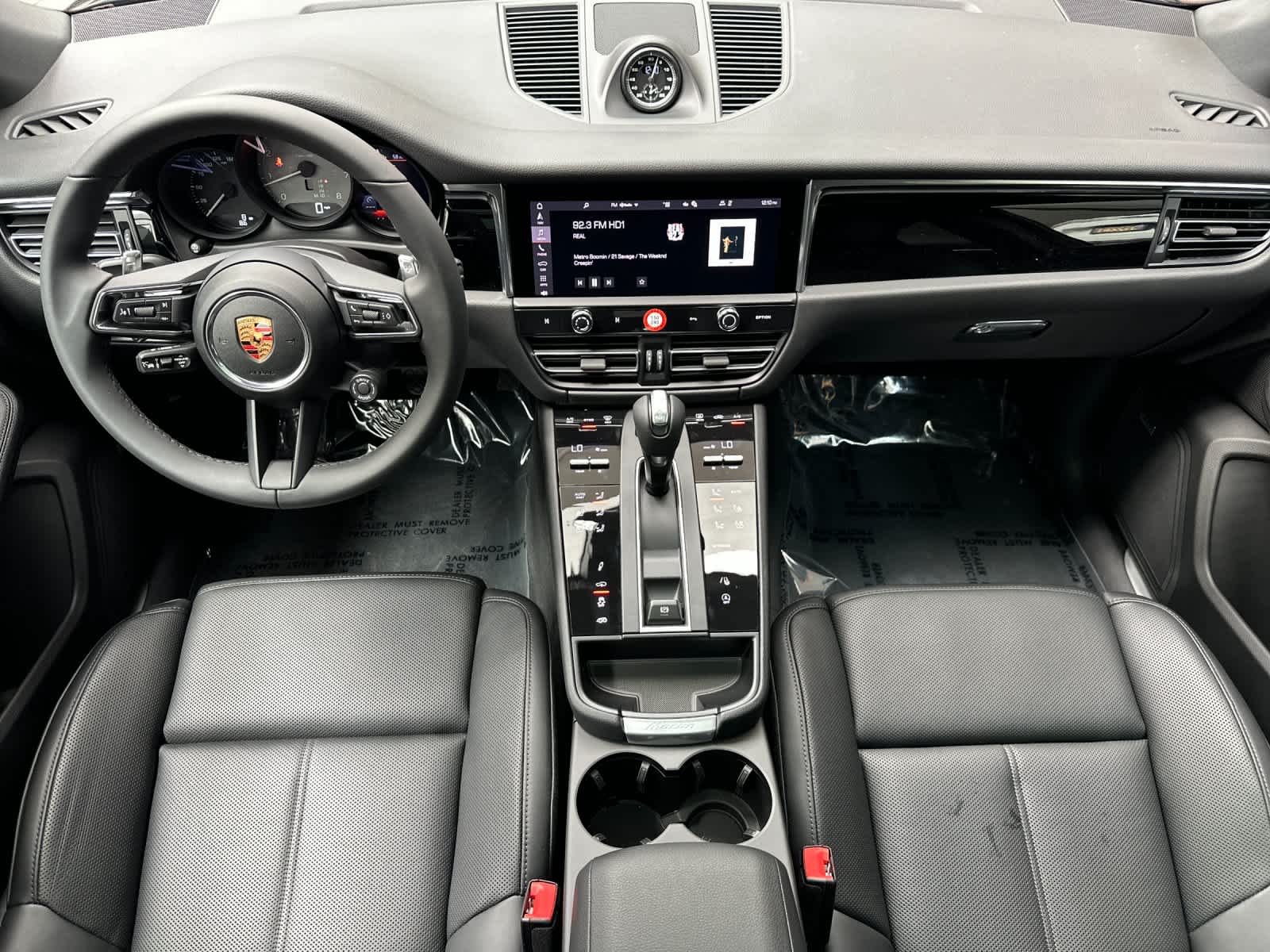 Thumbnail: 2026 Porsche Macan - 6