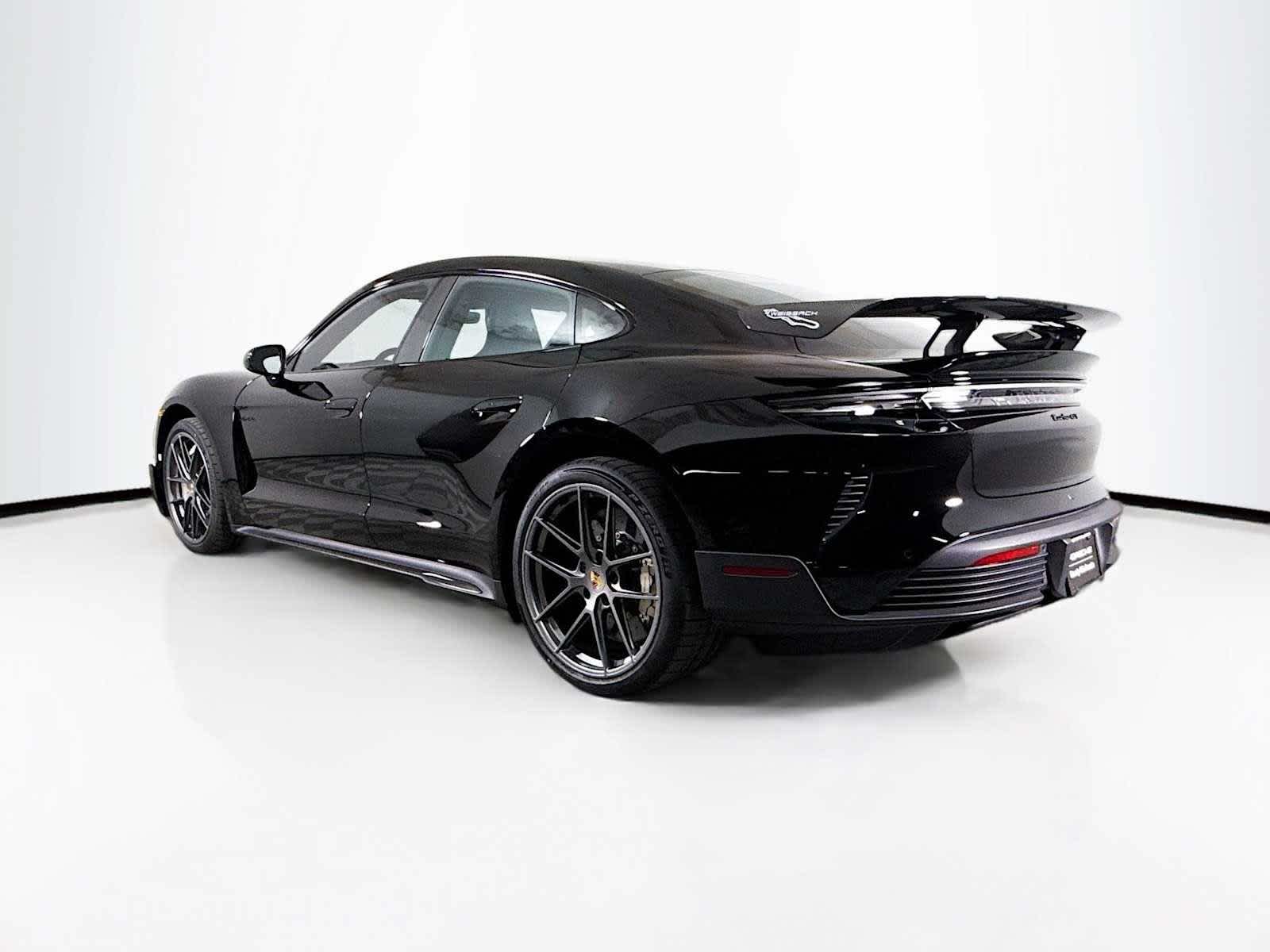 Thumbnail: 2025 Porsche Taycan - 3