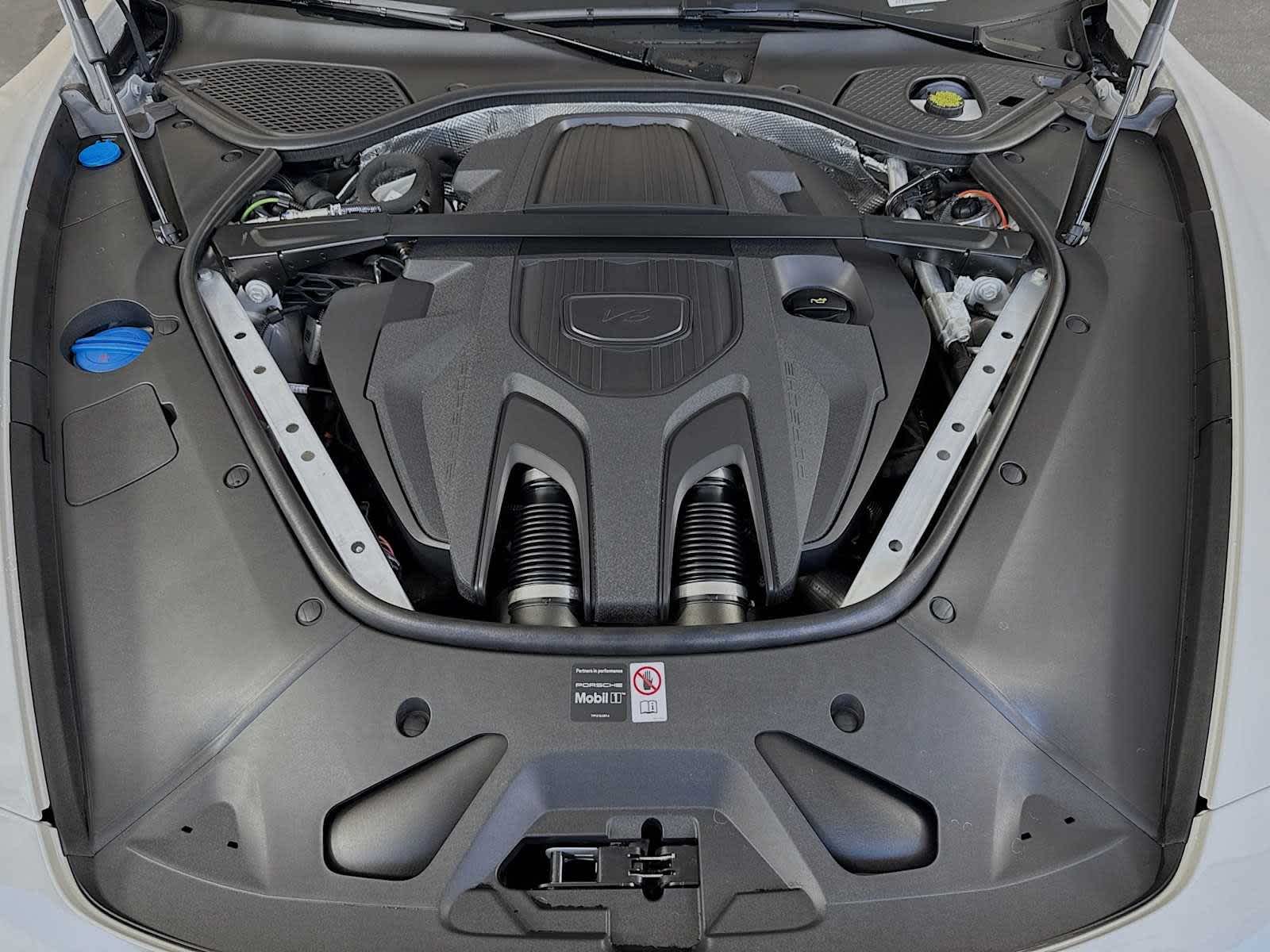 Thumbnail: 2026 Porsche Panamera - 23