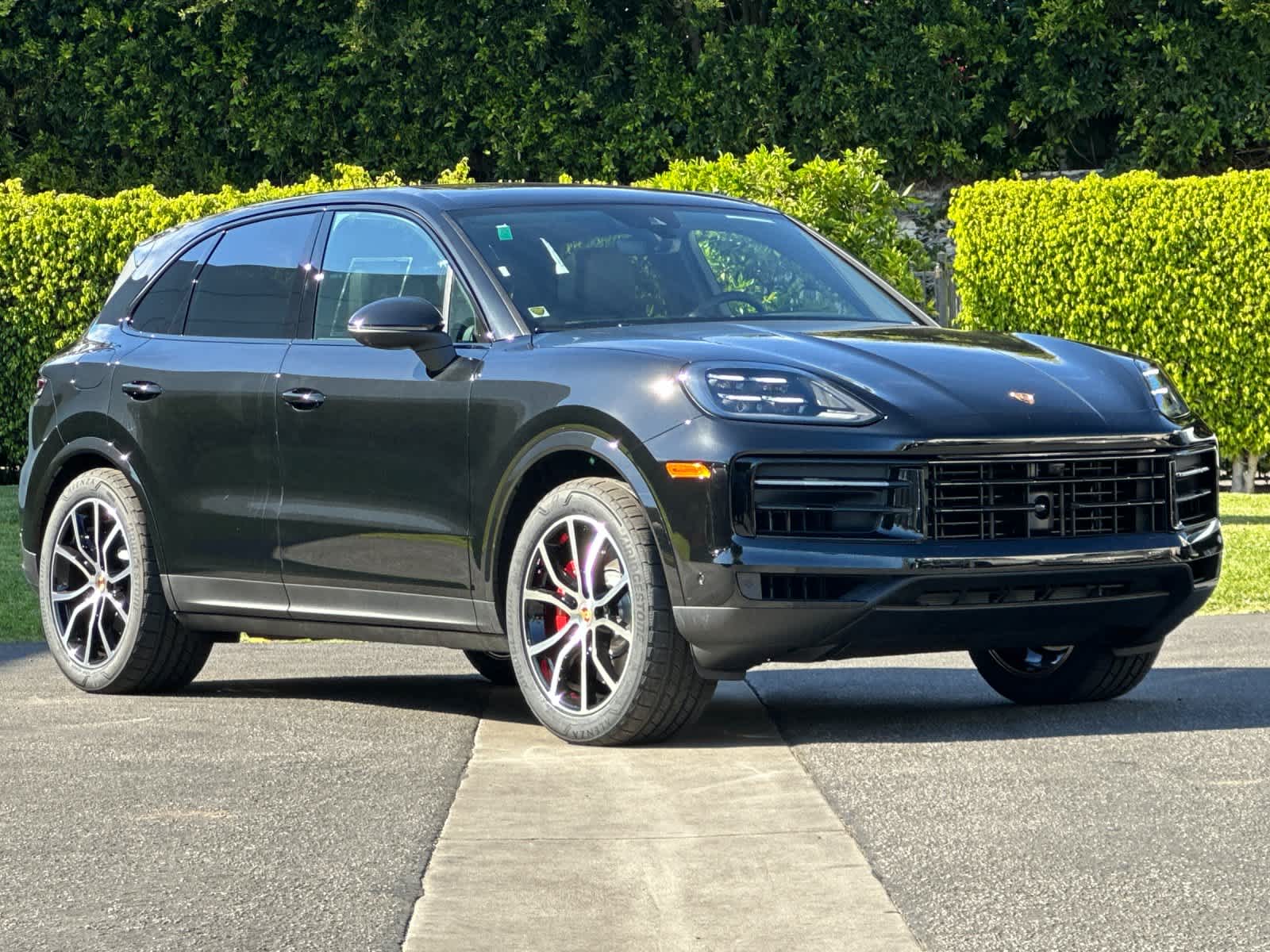 Thumbnail: 2026 Porsche Cayenne - 10