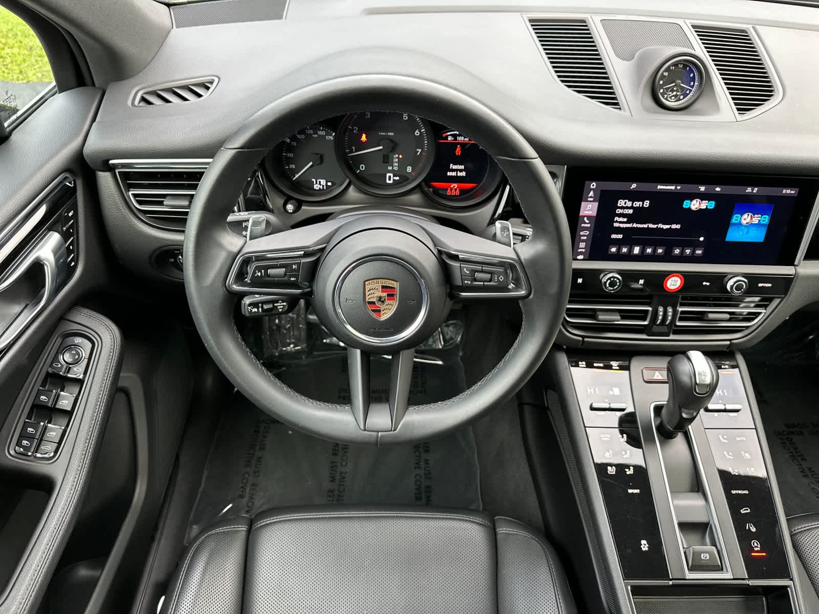 Thumbnail: 2025 Porsche Macan - 15