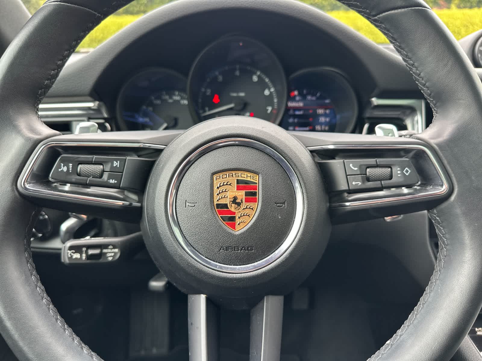Thumbnail: 2025 Porsche Macan - 25