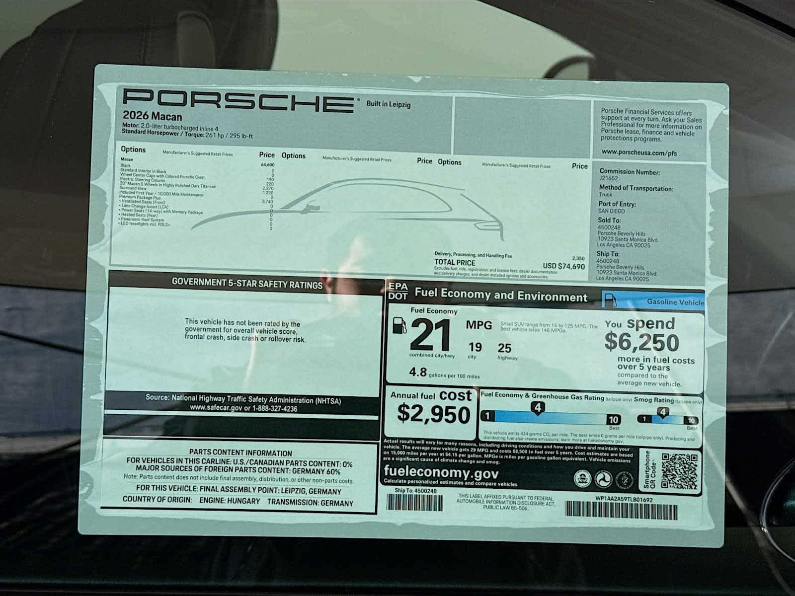 Thumbnail: 2026 Porsche Macan - 26