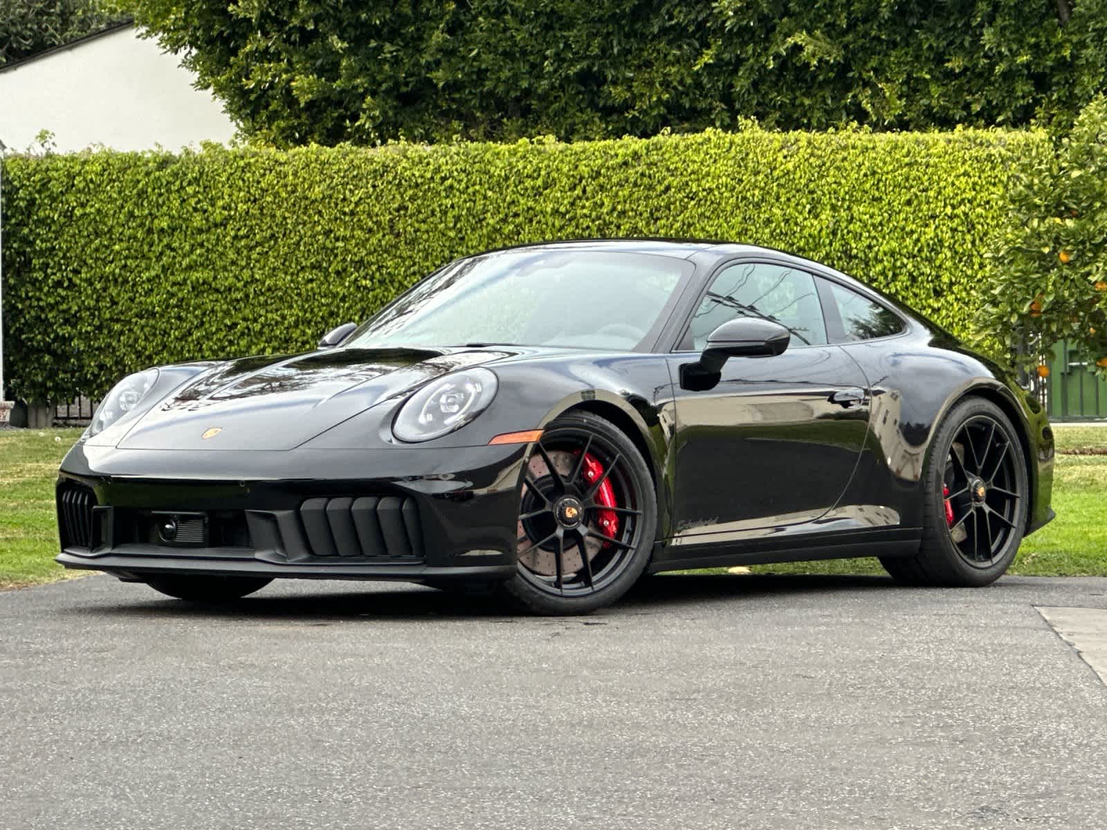 Thumbnail: 2026 Porsche 911 - 1