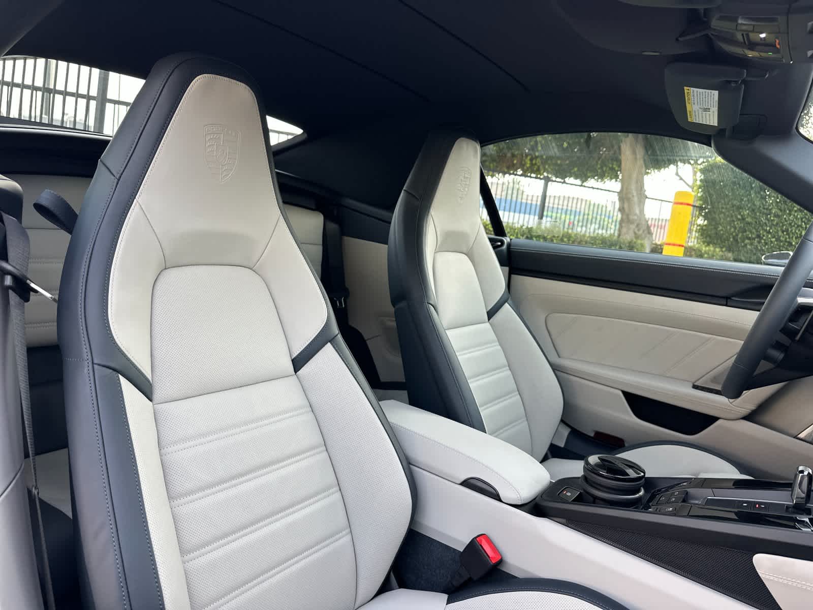 Thumbnail: 2026 Porsche 911 - 29