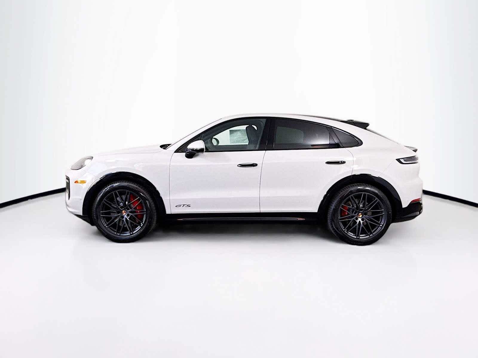 Thumbnail: 2026 Porsche Cayenne - 2