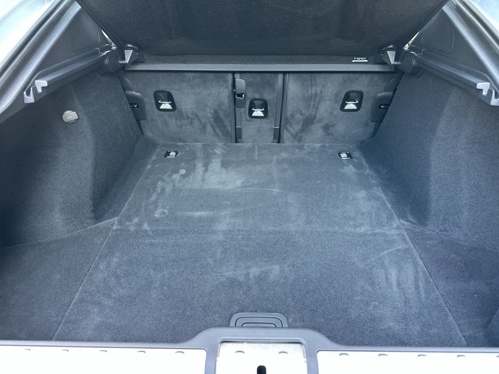 Thumbnail: 2026 Porsche Panamera - 16