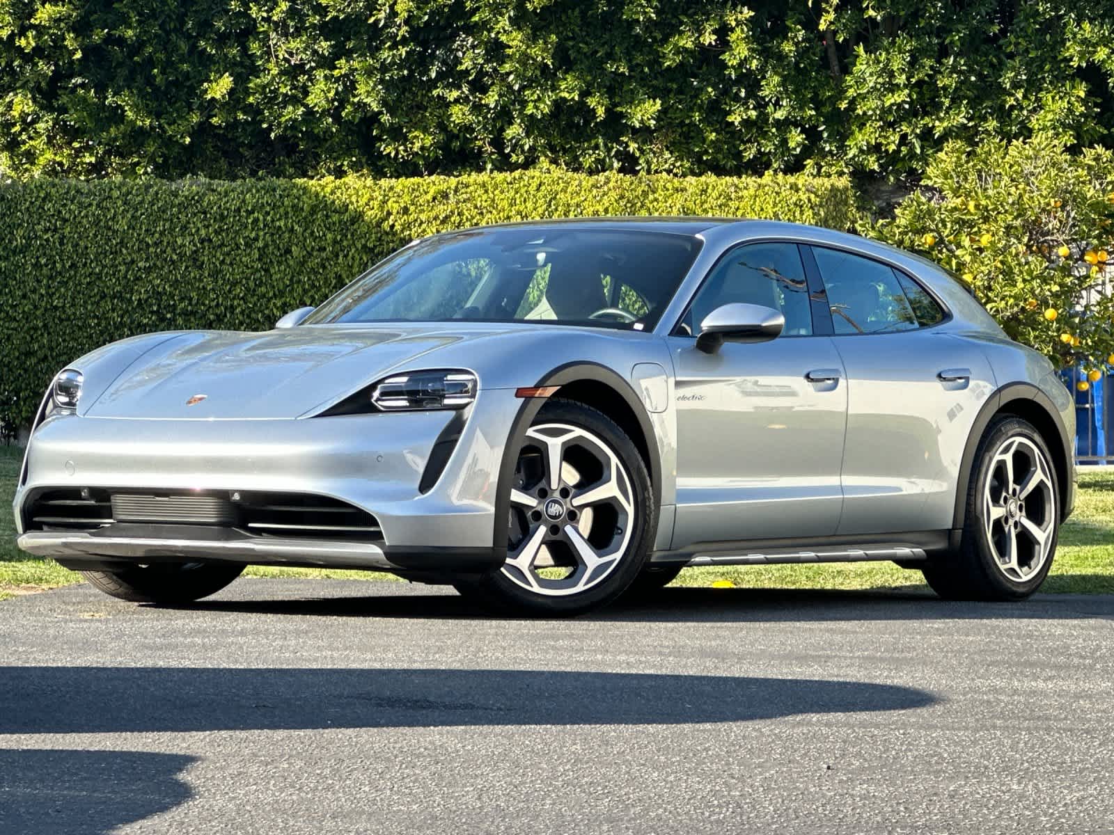 2024 Porsche Taycan 4 -
                  Los Angeles, CA