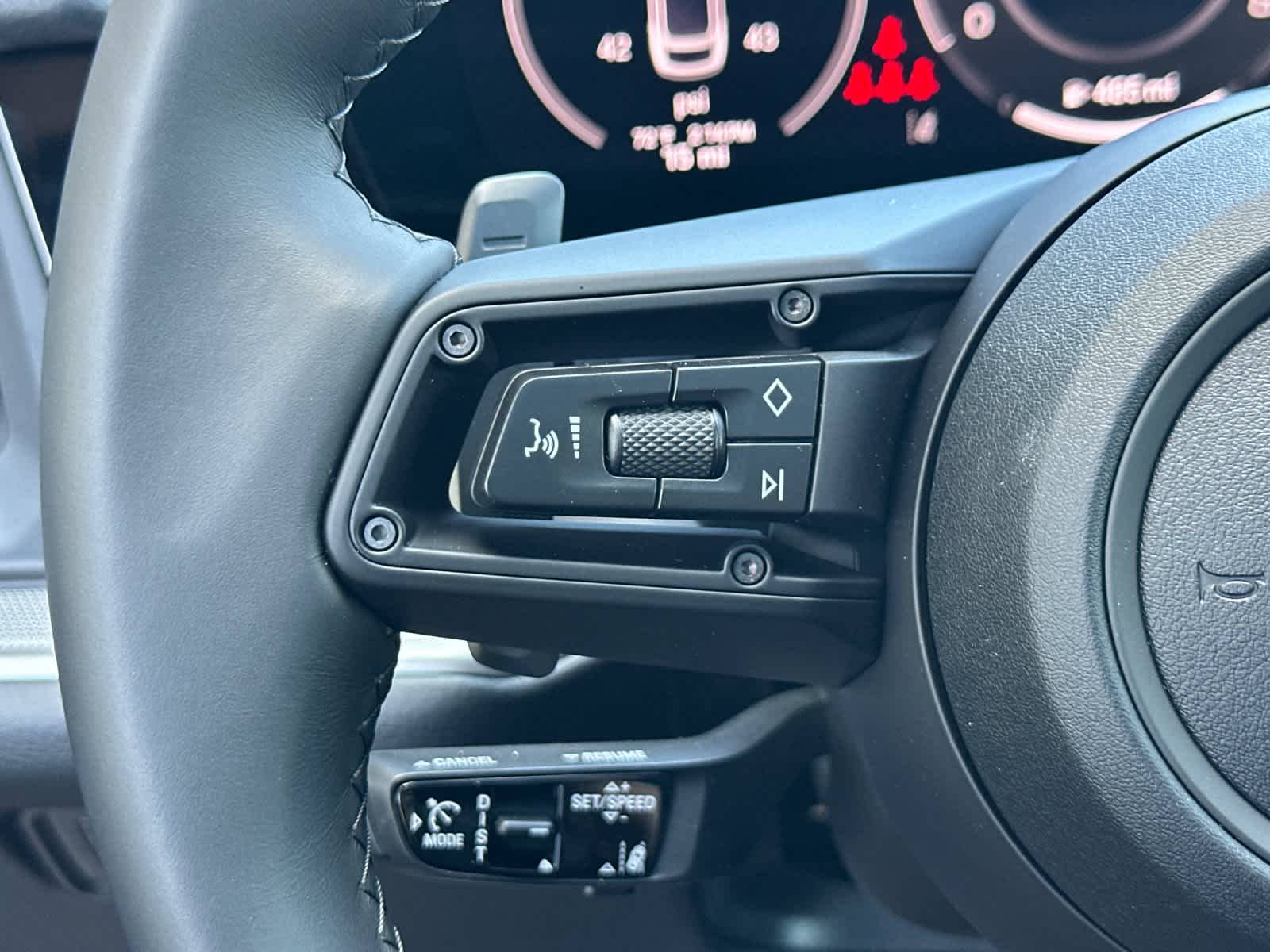 Thumbnail: 2026 Porsche Cayenne - 28