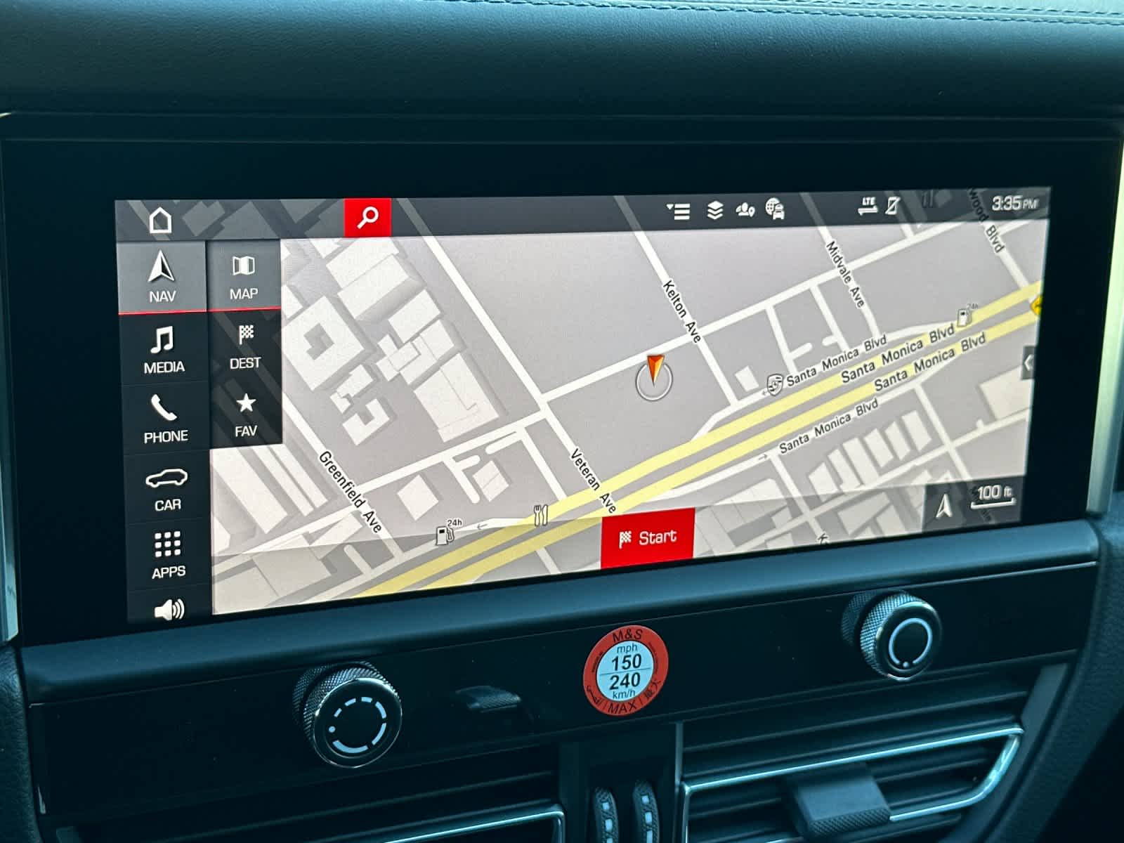 Thumbnail: 2026 Porsche Macan - 22