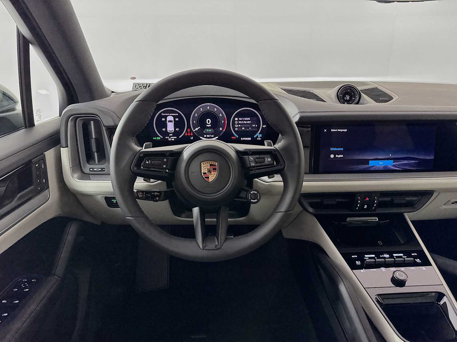 Thumbnail: 2026 Porsche Cayenne - 18