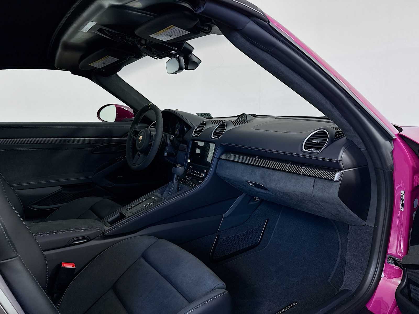 Thumbnail: 2025 Porsche  - 19