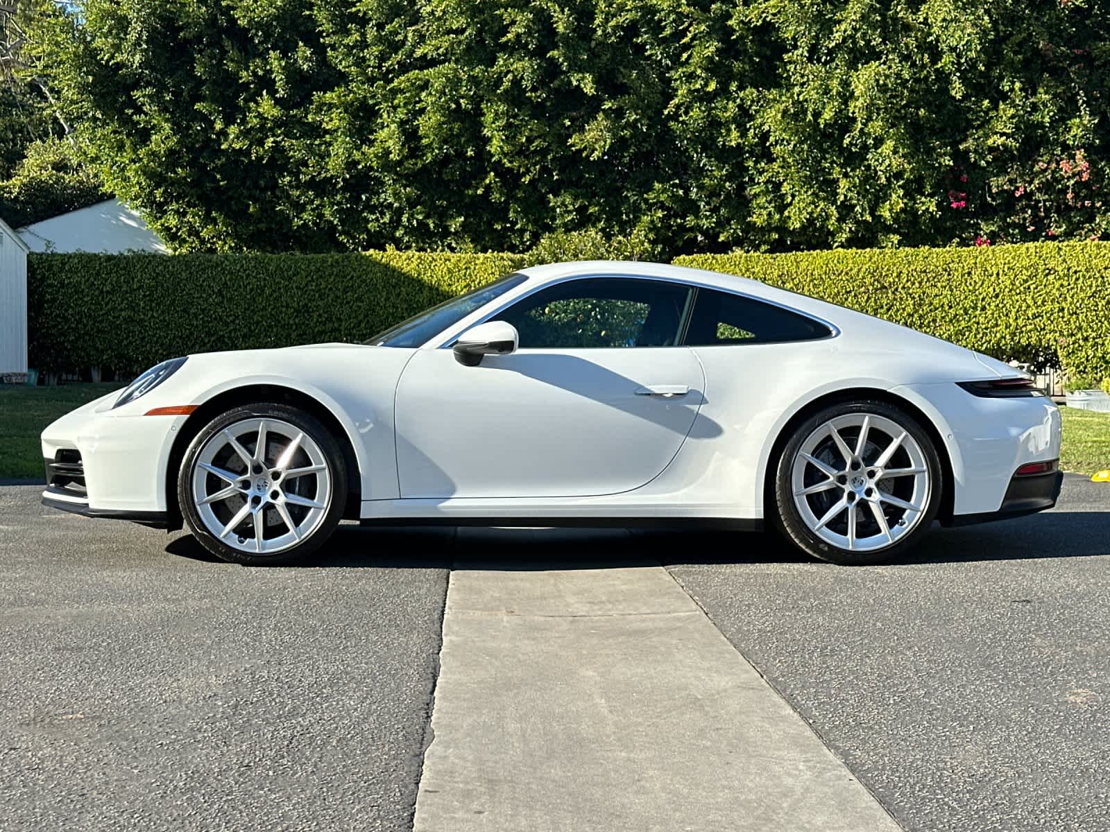 Thumbnail: 2025 Porsche 911 - 2