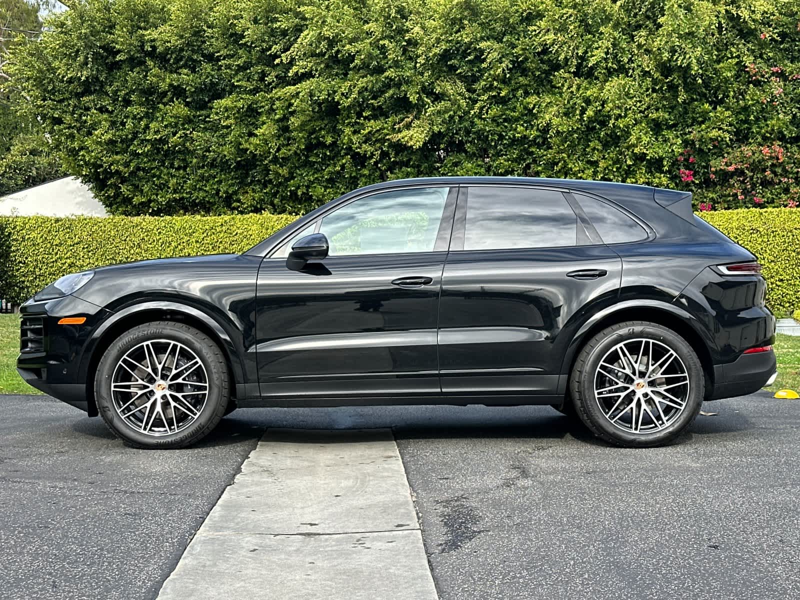 Thumbnail: 2026 Porsche Cayenne - 2