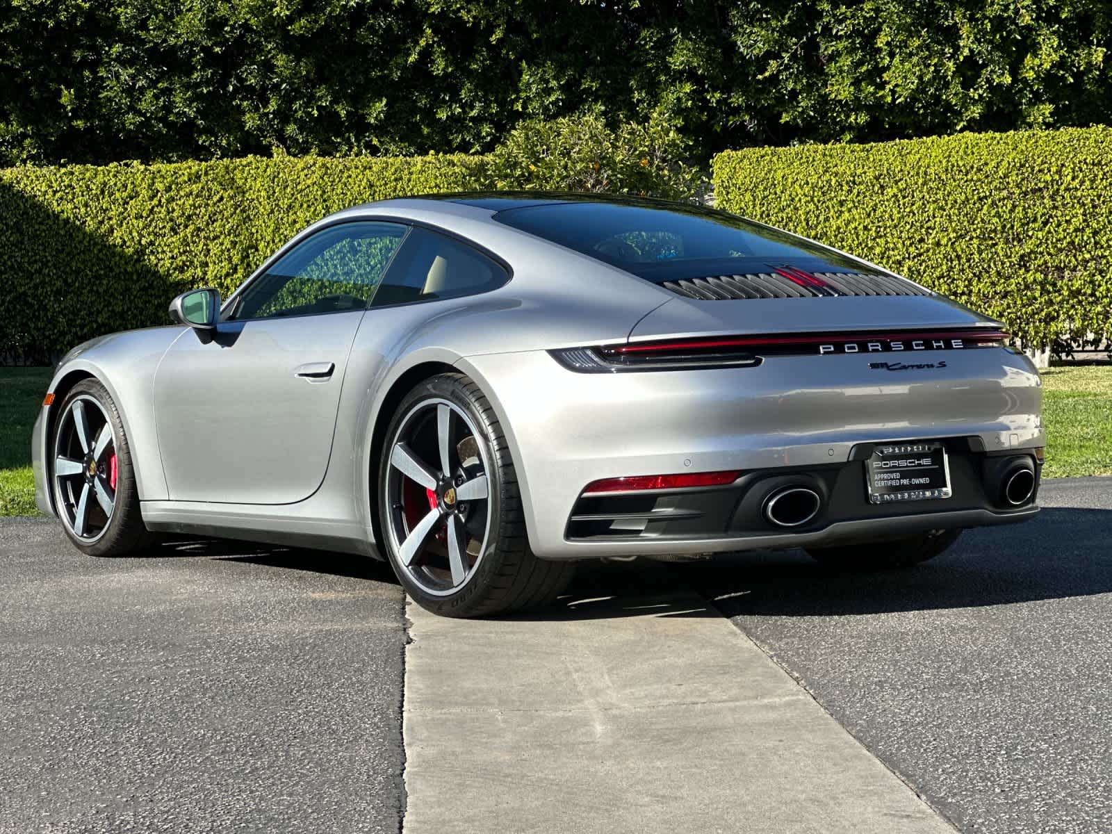 Thumbnail: 2024 Porsche 911 - 3