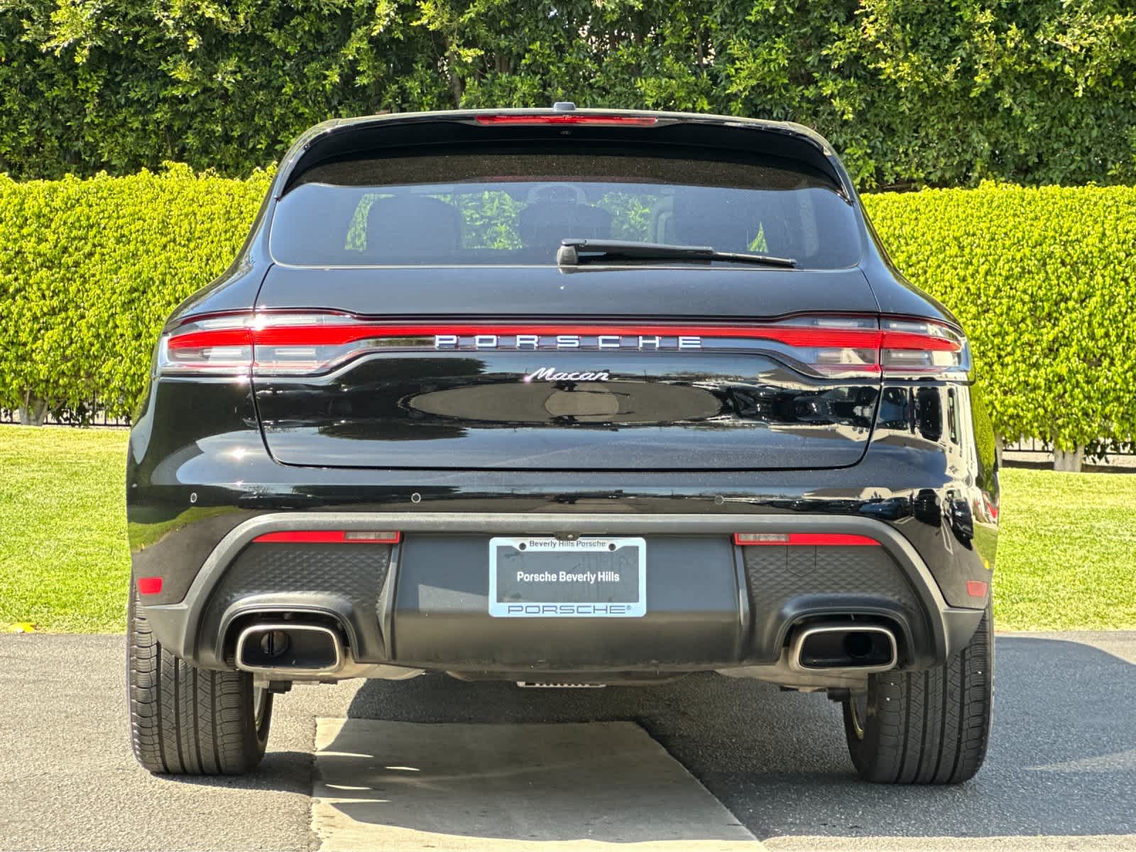 Thumbnail: 2025 Porsche Macan - 7